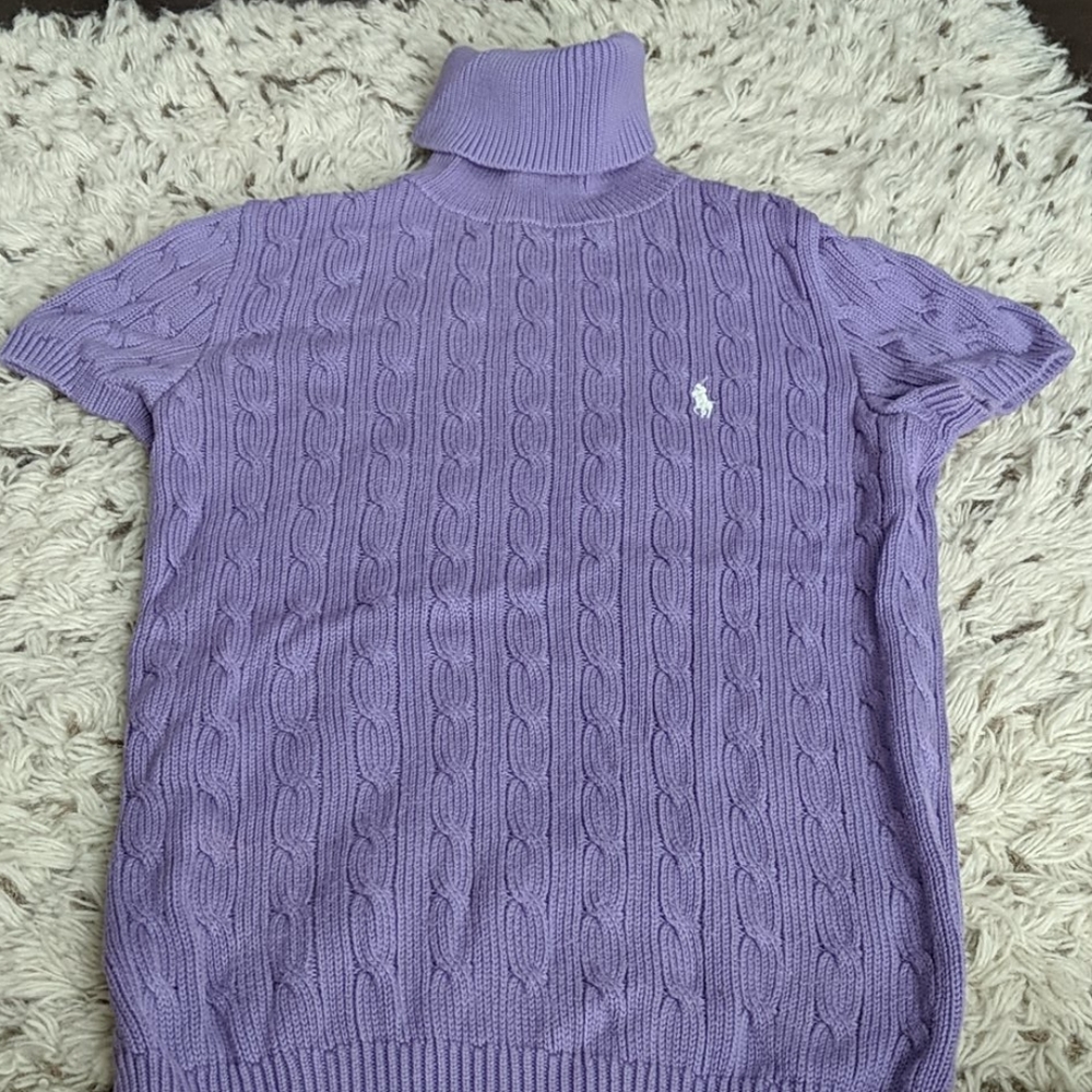 Short sleeve turtleneck